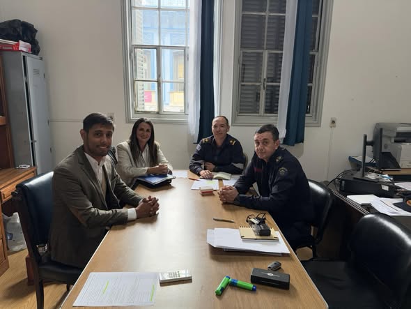 CUARTELILLOS DE BOMBEROS PARA CEBOLLATI-CHARQUEADA