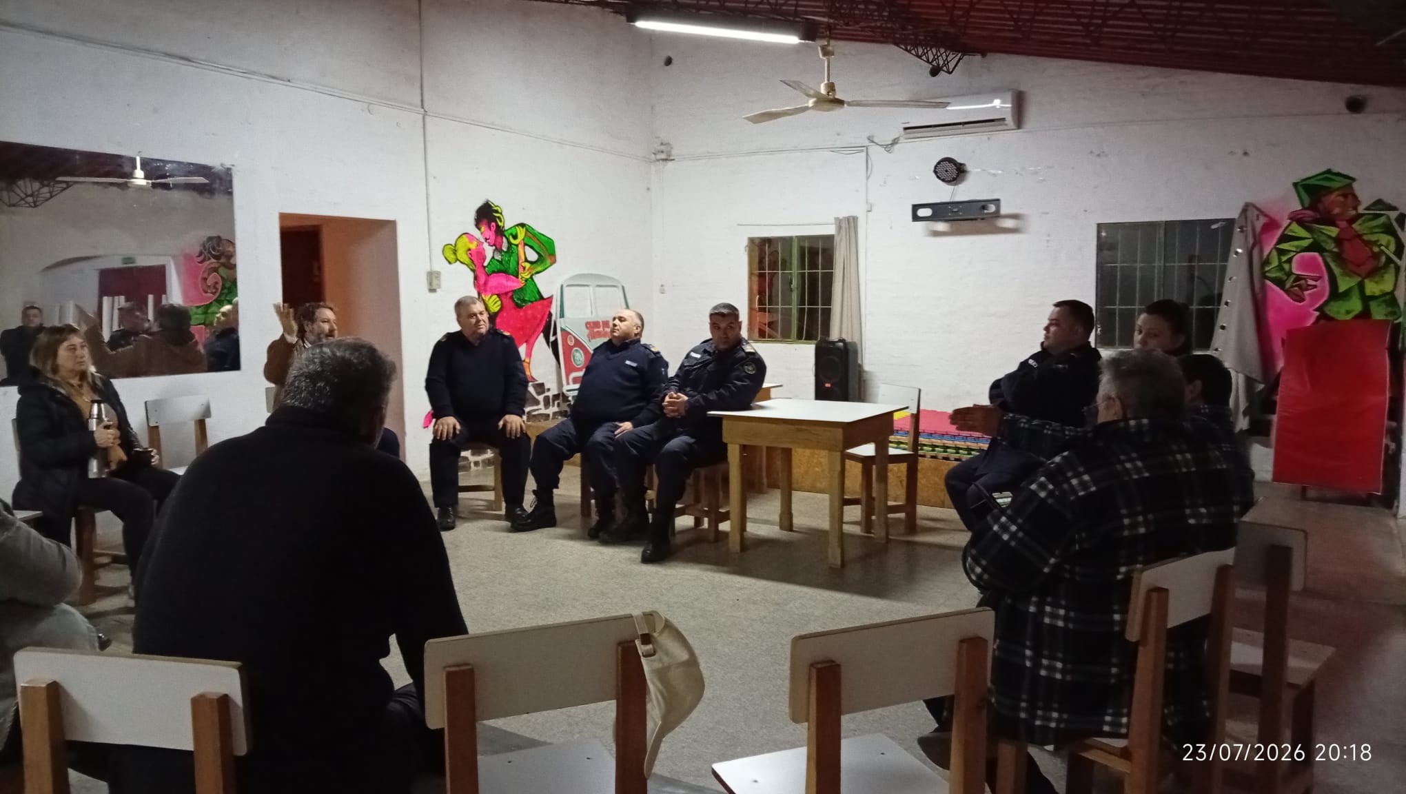 SE REALIZO LA REUNION DE VECINOS Y MINISTERIO DEL INTERIOR EN CHARQUEADA