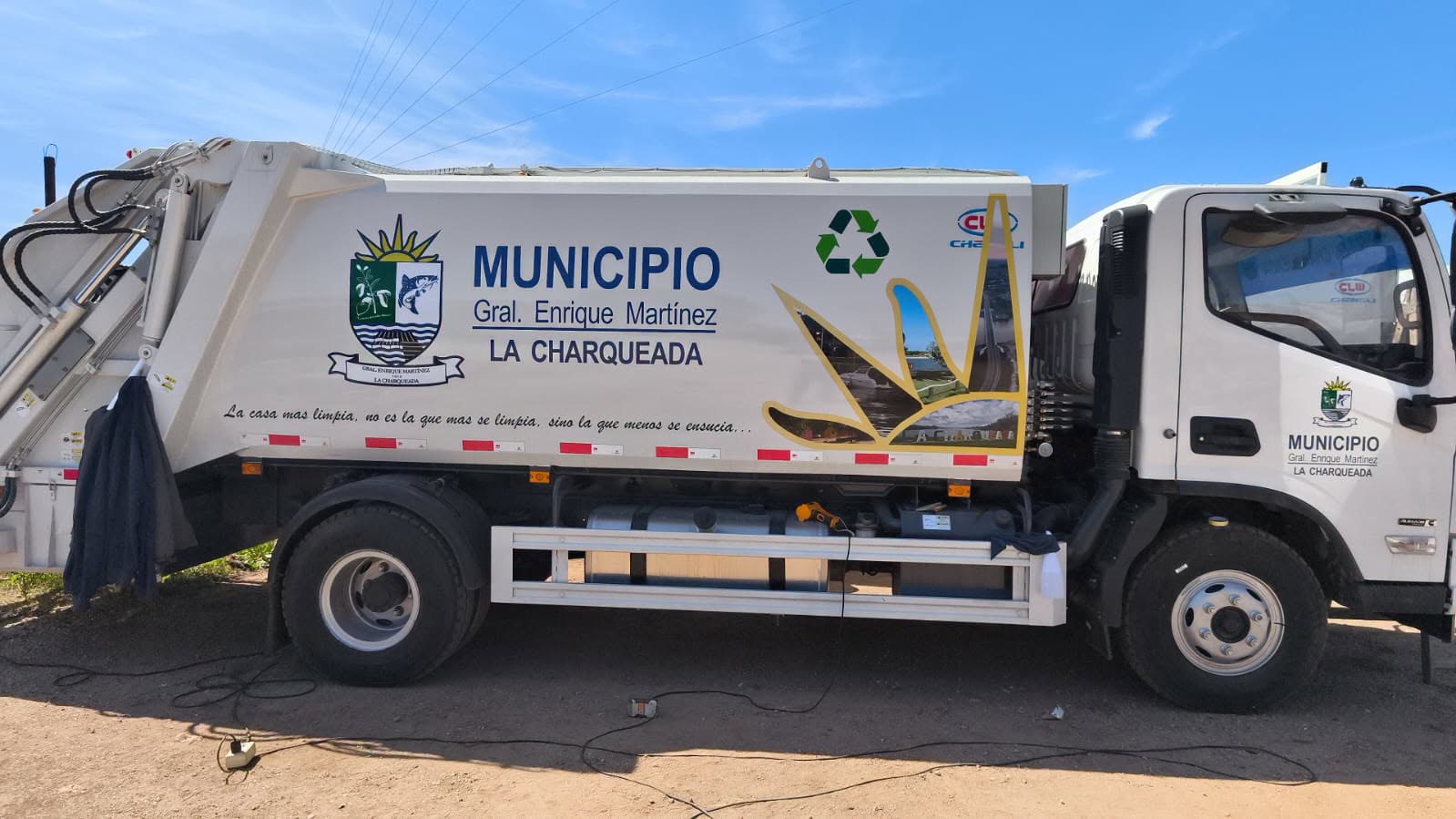 En los próximos días, nuestra localidad contará con su propio camión recolector de residuos.